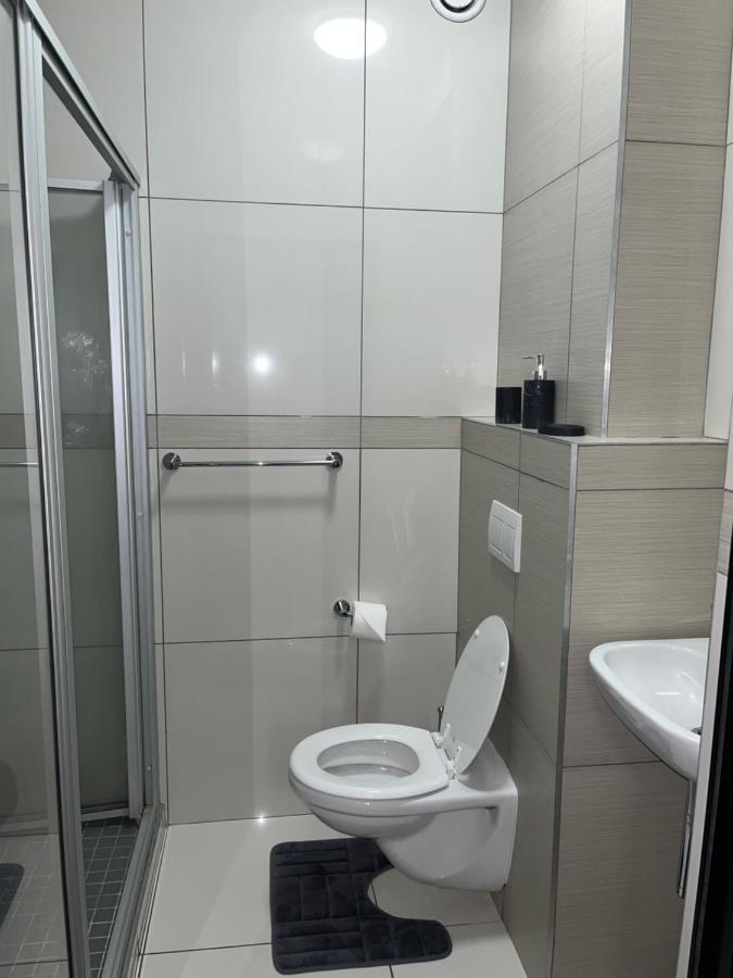 Appartement The Den Marensky Towers à Windhoek Extérieur photo